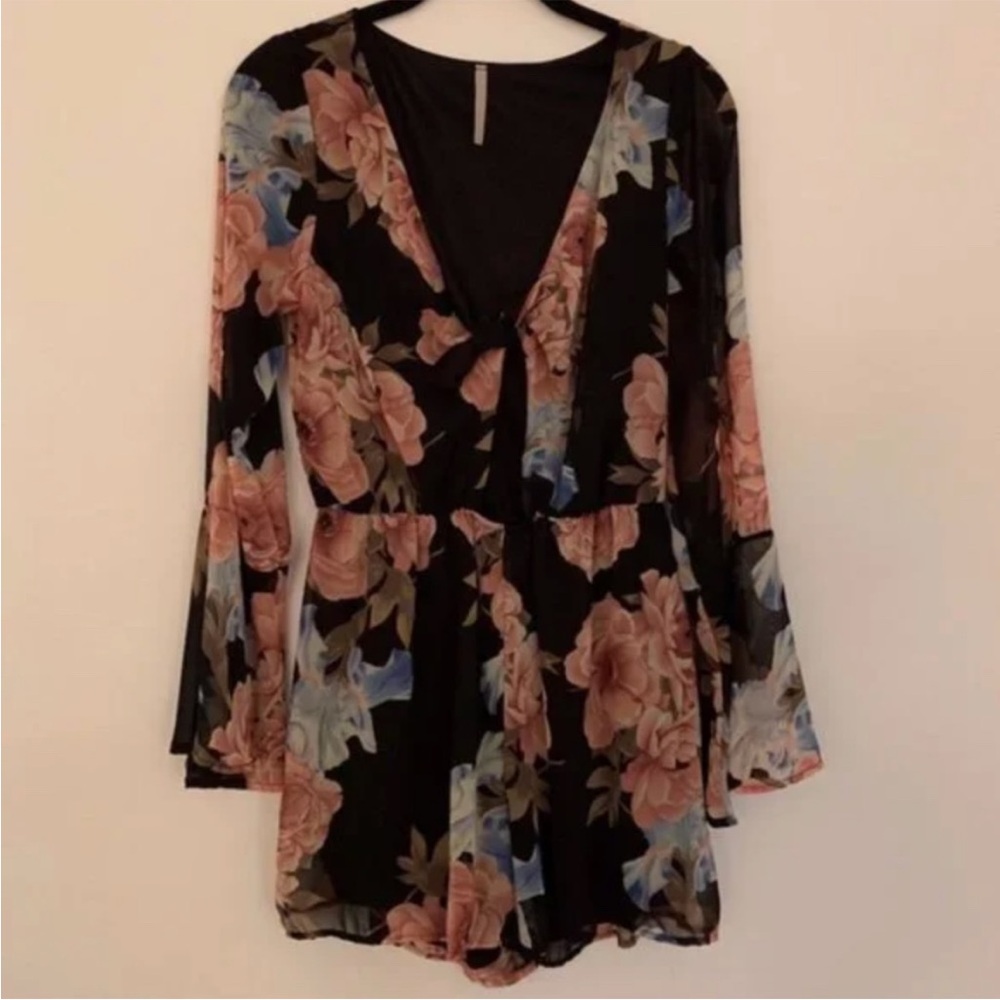 Black Floral Nasty Gal Bell Long Sleeve Front Tie Romper [Small] - Picture 1 of 4